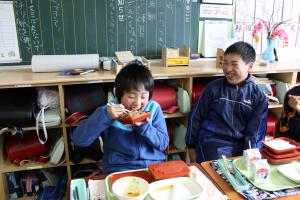 麻生小給食