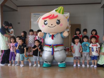 7月1日 なめりーミコット参上その11 市内保育園 道の駅いたこを訪問 行方市公式ホームページ