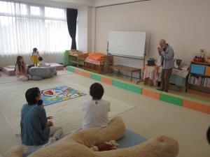おいで楽しい絵本の時間0910(1)