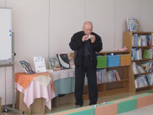 おいで楽しい絵本の時間1112(1)