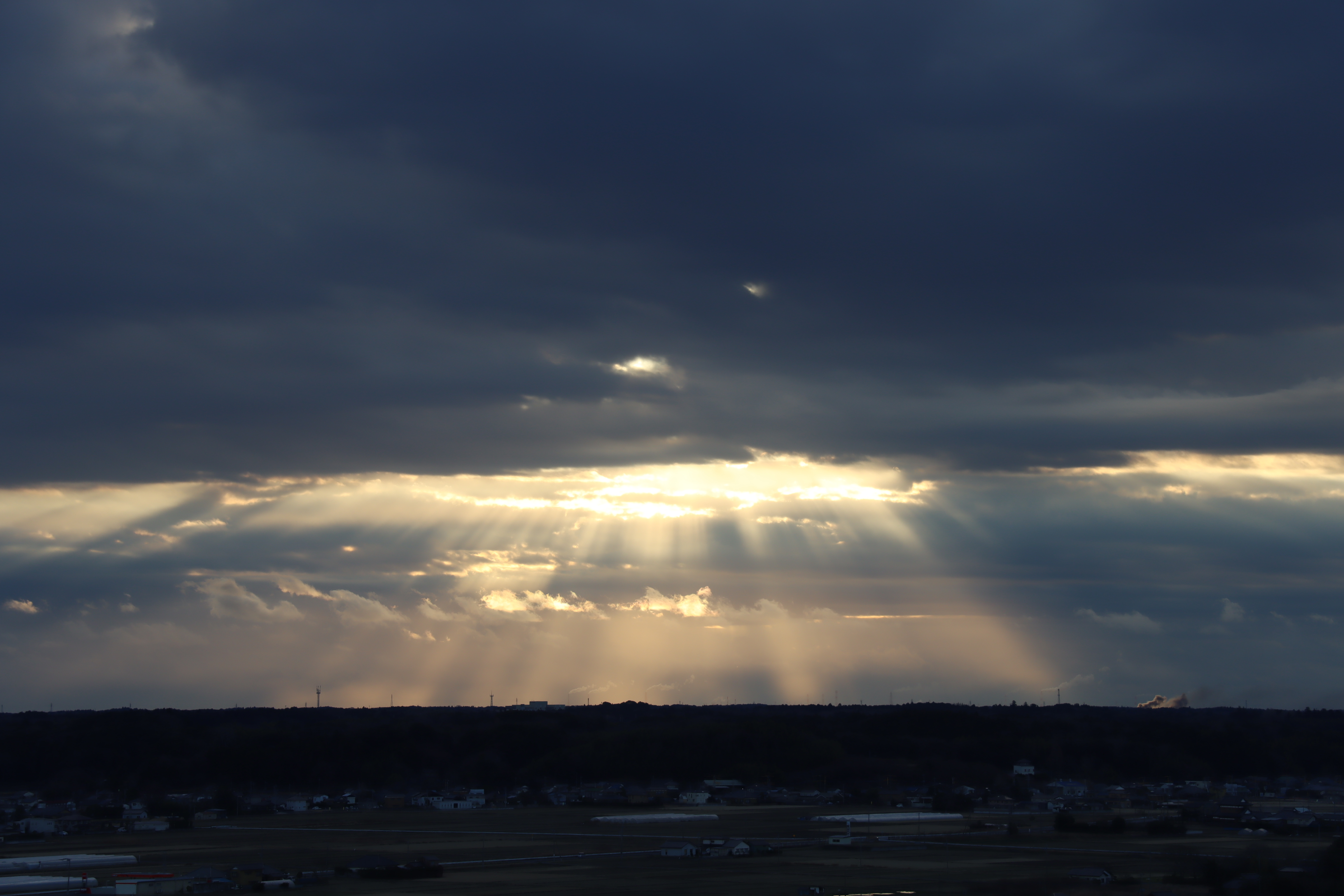 初日の出7時30分