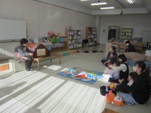 おいで楽しい絵本の時間0114(2)