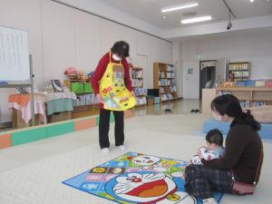 おいで楽しい絵本の時間0311(6)