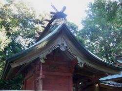 中根八幡神社本殿